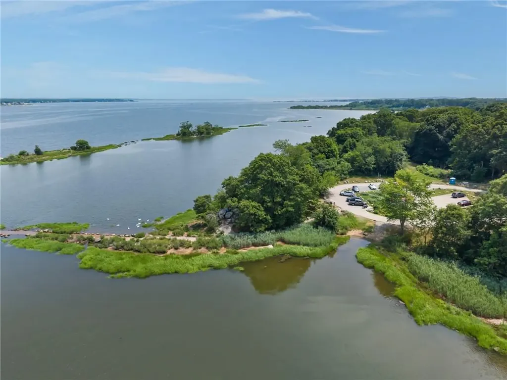45 Marine Avenue Warwick RI 02888