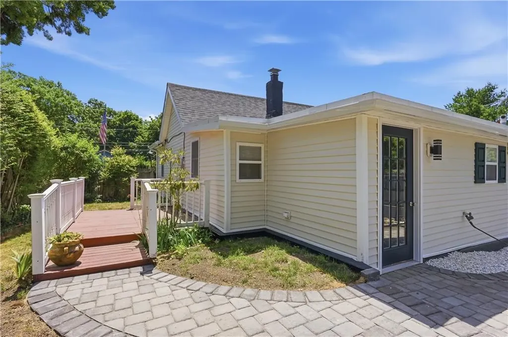 45 Marine Avenue Warwick RI 02888