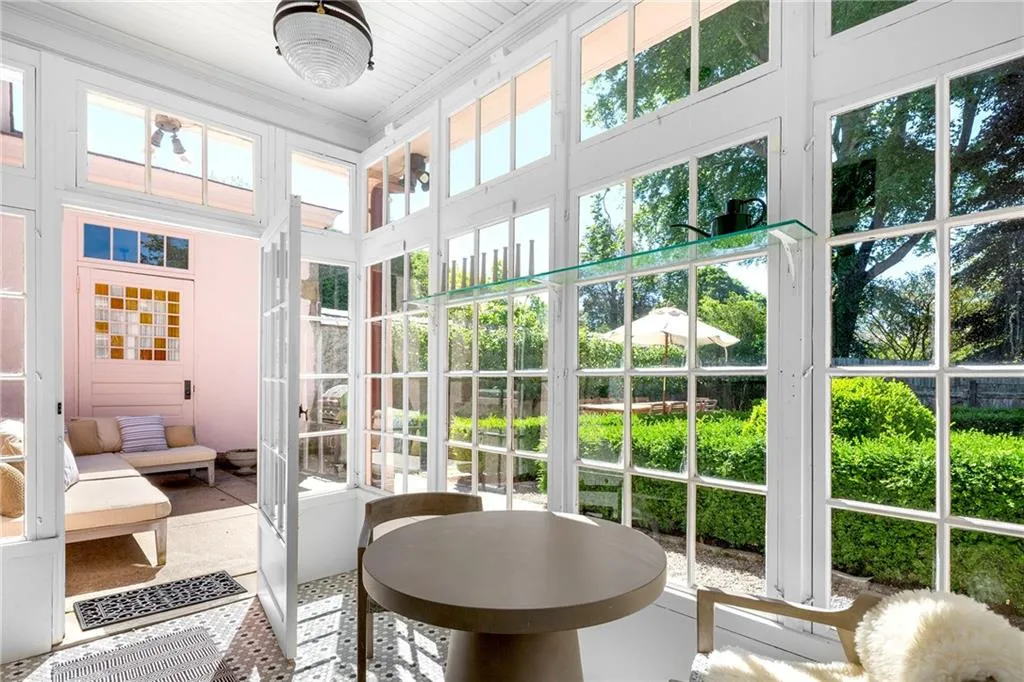 2 4 Hazard Avenue Newport RI 02840