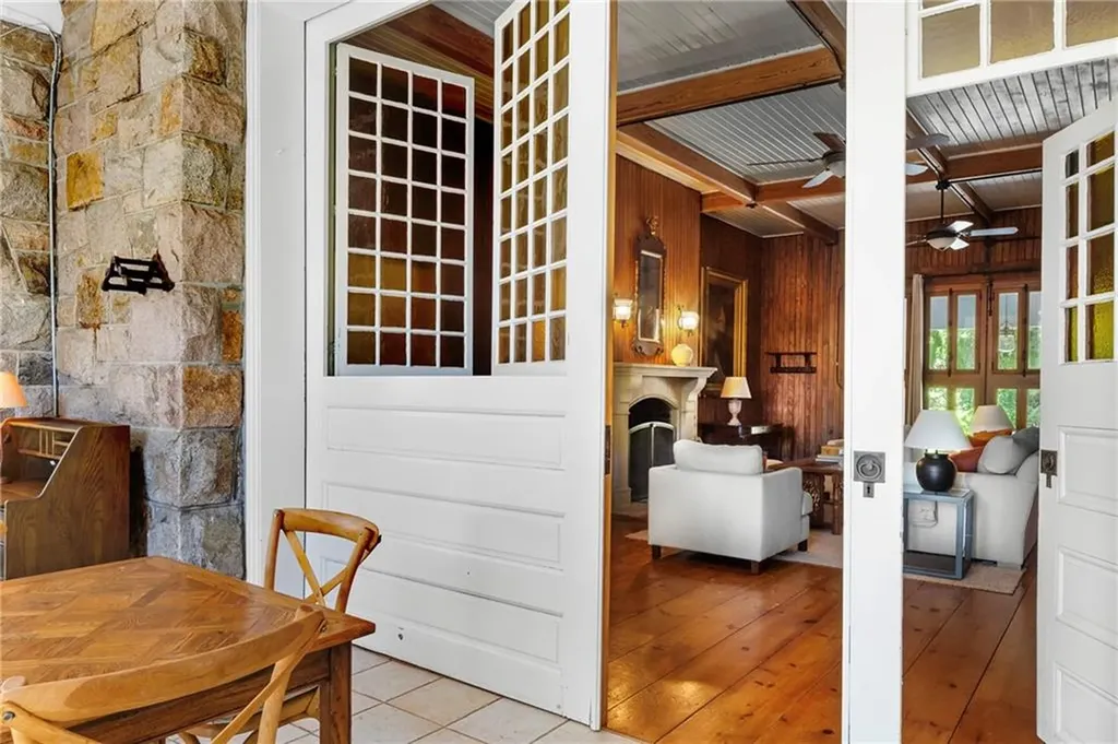 2 4 Hazard Avenue Newport RI 02840