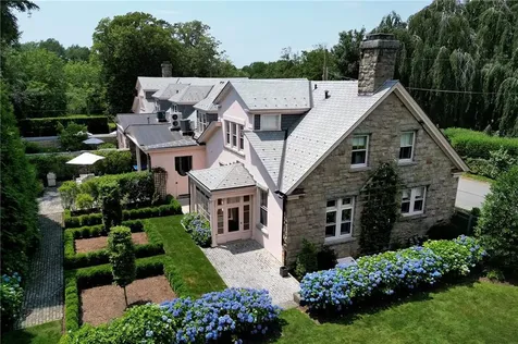 2 4 Hazard Avenue Newport RI 02840