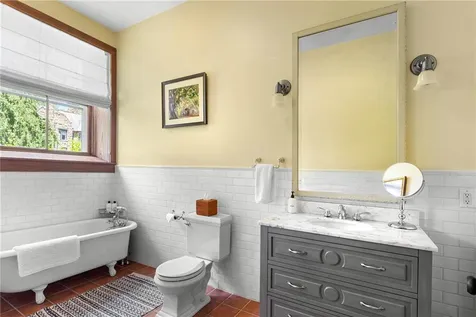 2 4 Hazard Avenue Newport RI 02840