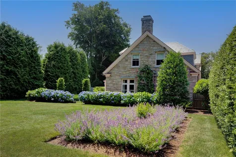 2 4 Hazard Avenue Newport RI 02840