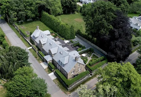2 4 Hazard Avenue Newport RI 02840