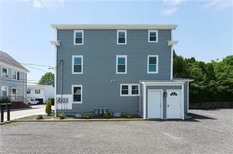 71 St Elizabeth Street Bristol RI 02809