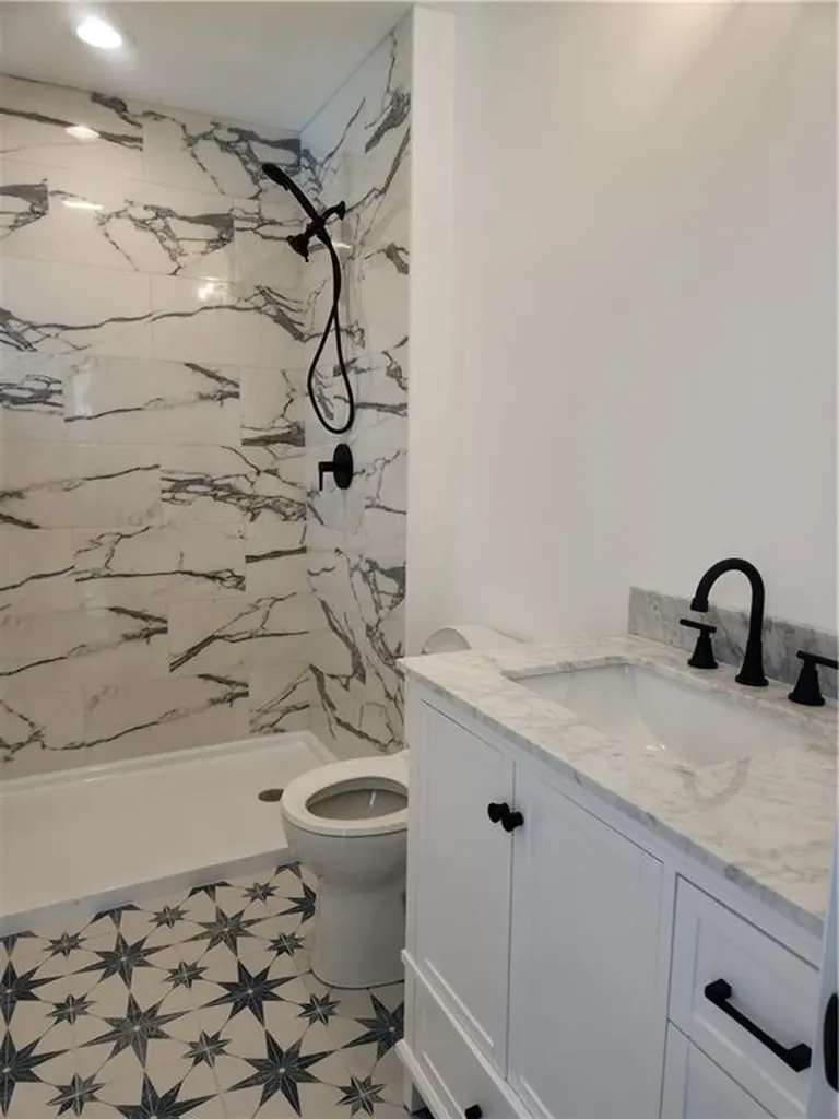 1284 Boston Neck Road Narragansett RI 02882