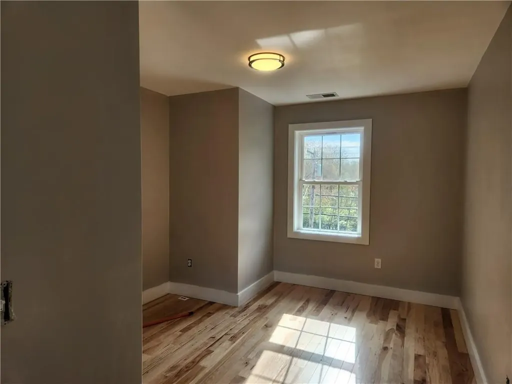 1284 Boston Neck Road Narragansett RI 02882
