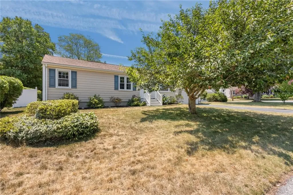 48 Lakeside Drive Smithfield RI 02917