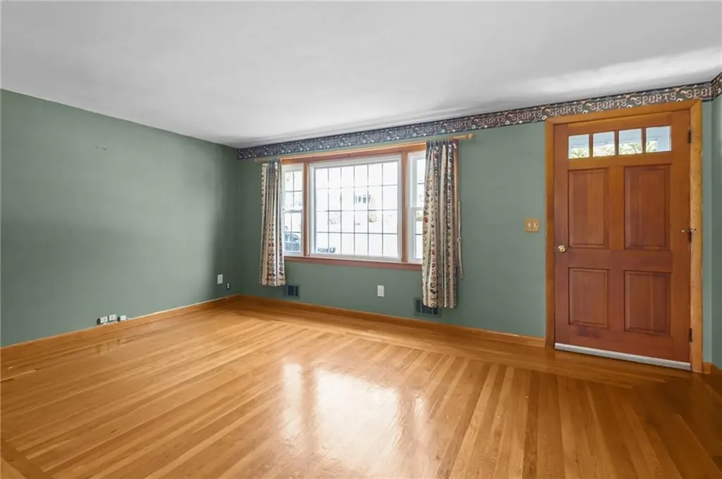 48 Lakeside Drive Smithfield RI 02917