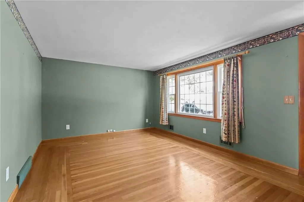 48 Lakeside Drive Smithfield RI 02917