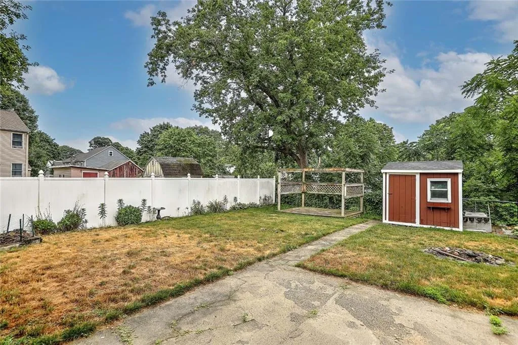 264 Phillips Street Woonsocket RI 02895