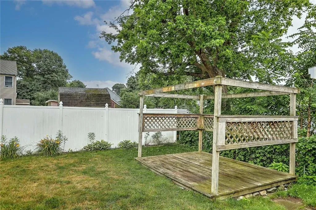 264 Phillips Street Woonsocket RI 02895