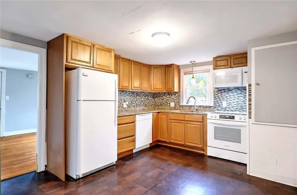 264 Phillips Street Woonsocket RI 02895