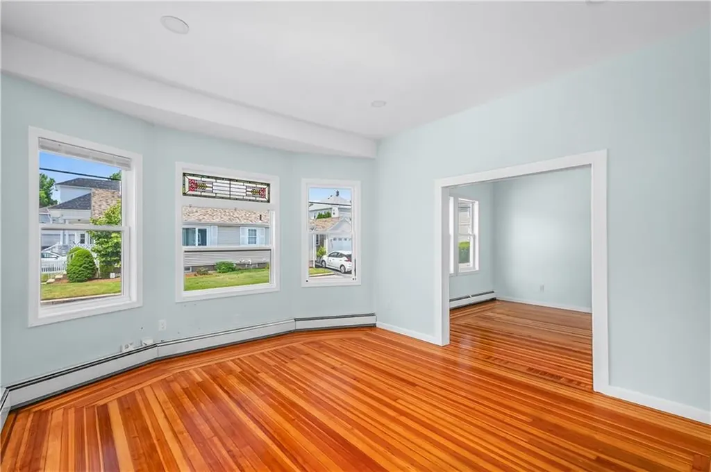 178 Ledge Street Providence RI 02904