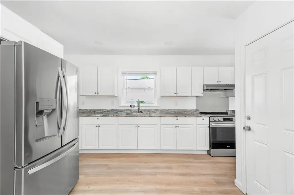 178 Ledge Street Providence RI 02904