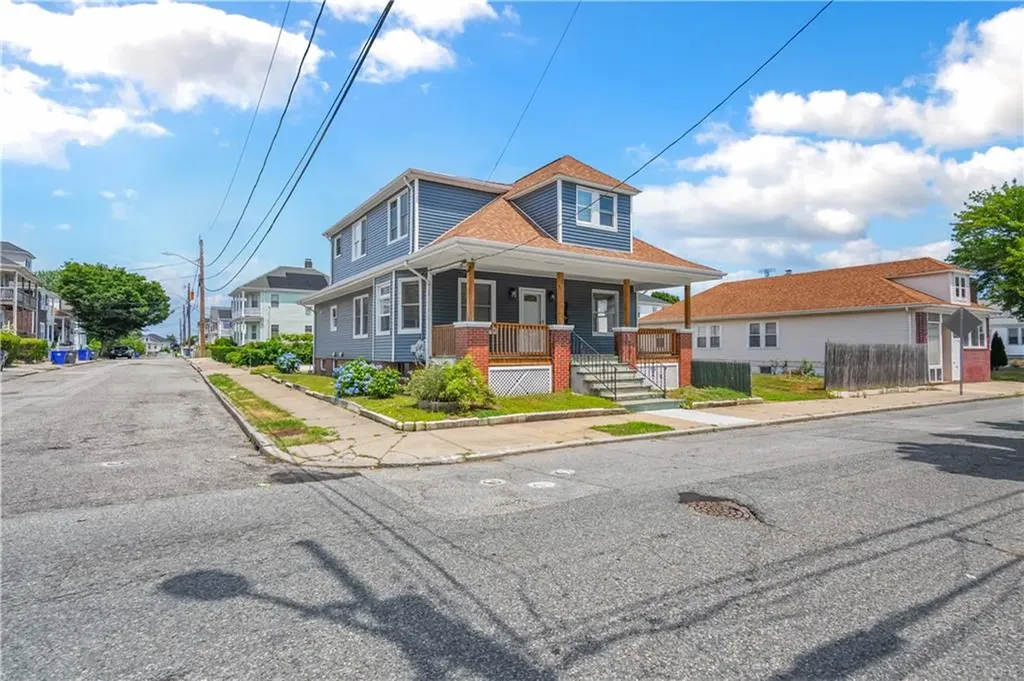 178 Ledge Street Providence RI 02904