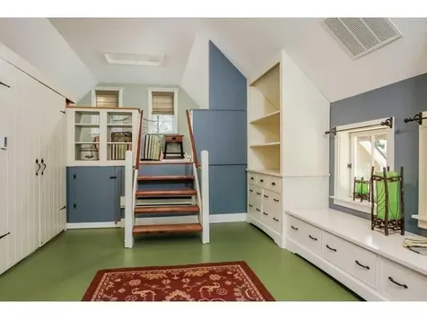 49 Sanford Avenue North Kingstown RI 02852