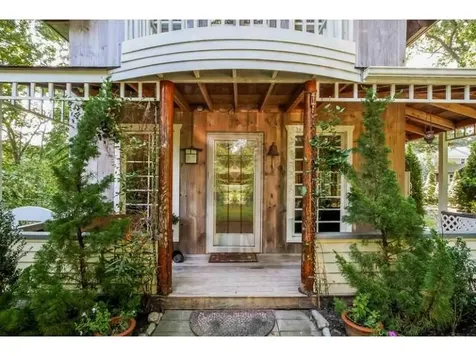 49 Sanford Avenue North Kingstown RI 02852
