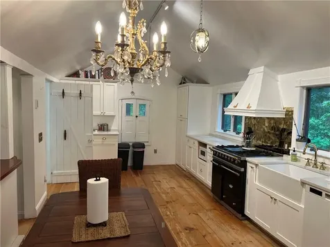 49 Sanford Avenue North Kingstown RI 02852