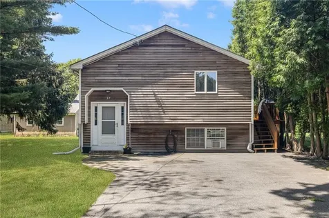 37 Opechee Drive Bristol RI 02809