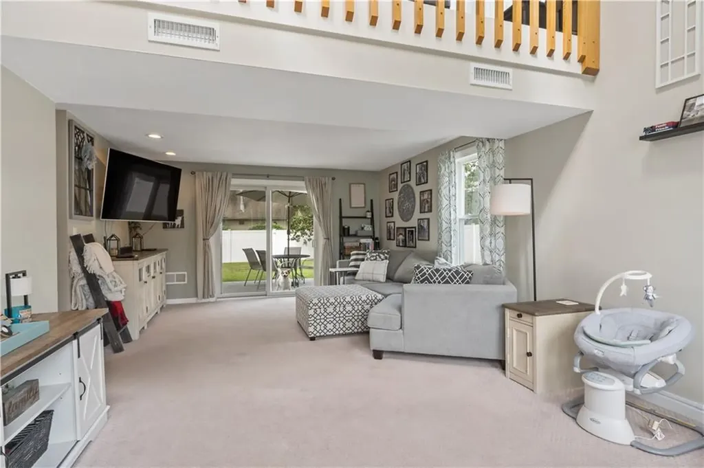 57 Vanstone Avenue Warwick RI 02889