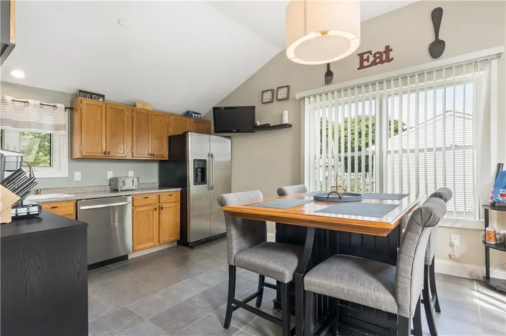 57 Vanstone Avenue Warwick RI 02889