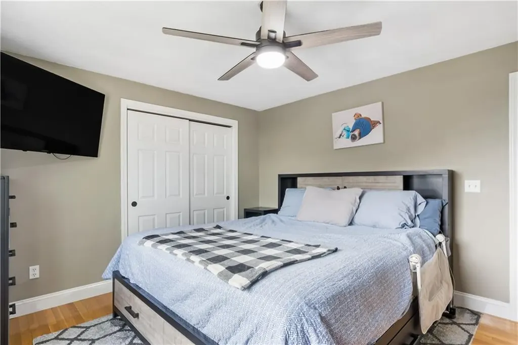 57 Vanstone Avenue Warwick RI 02889