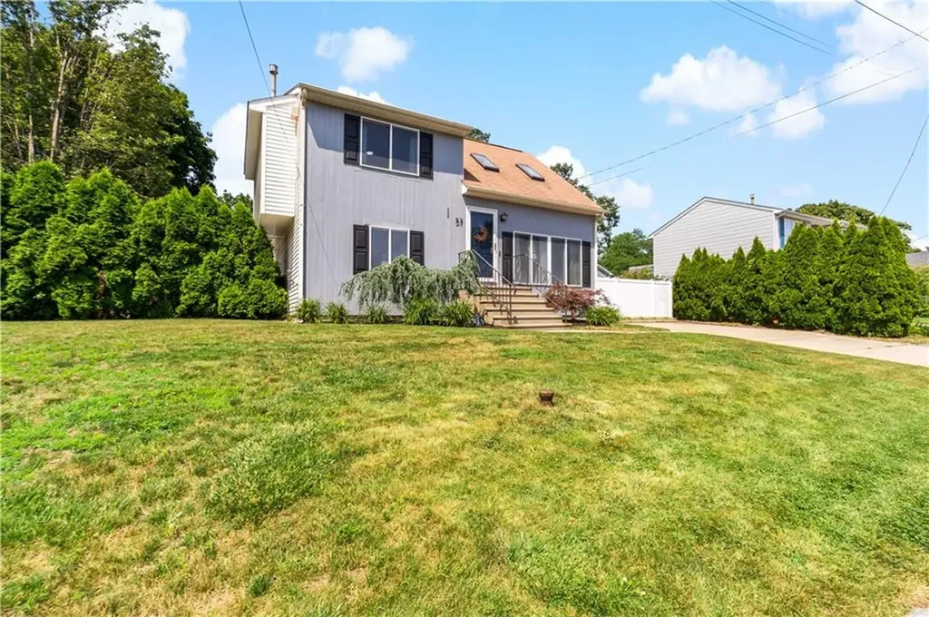 57 Vanstone Avenue Warwick RI 02889