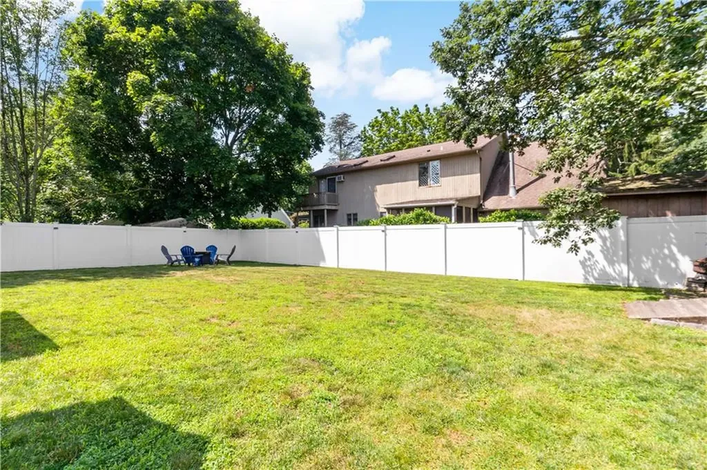 57 Vanstone Avenue Warwick RI 02889