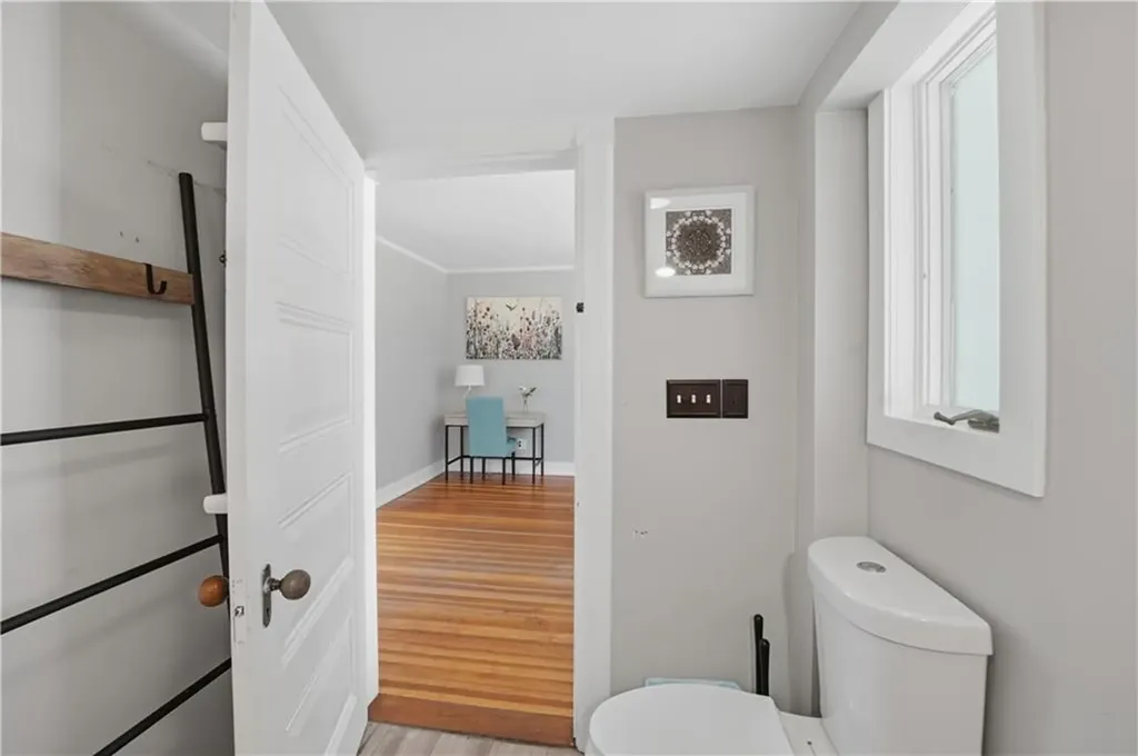 3672 S County Trail Richmond RI 02892