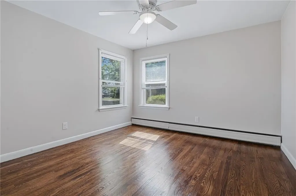 132 Potowomut Road Warwick RI 02818