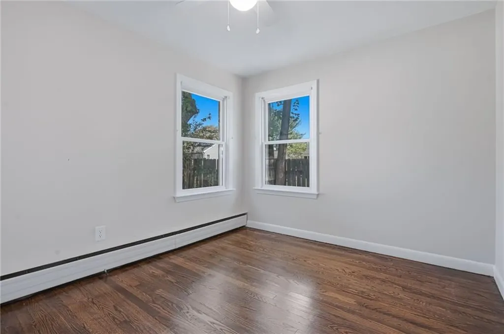 132 Potowomut Road Warwick RI 02818