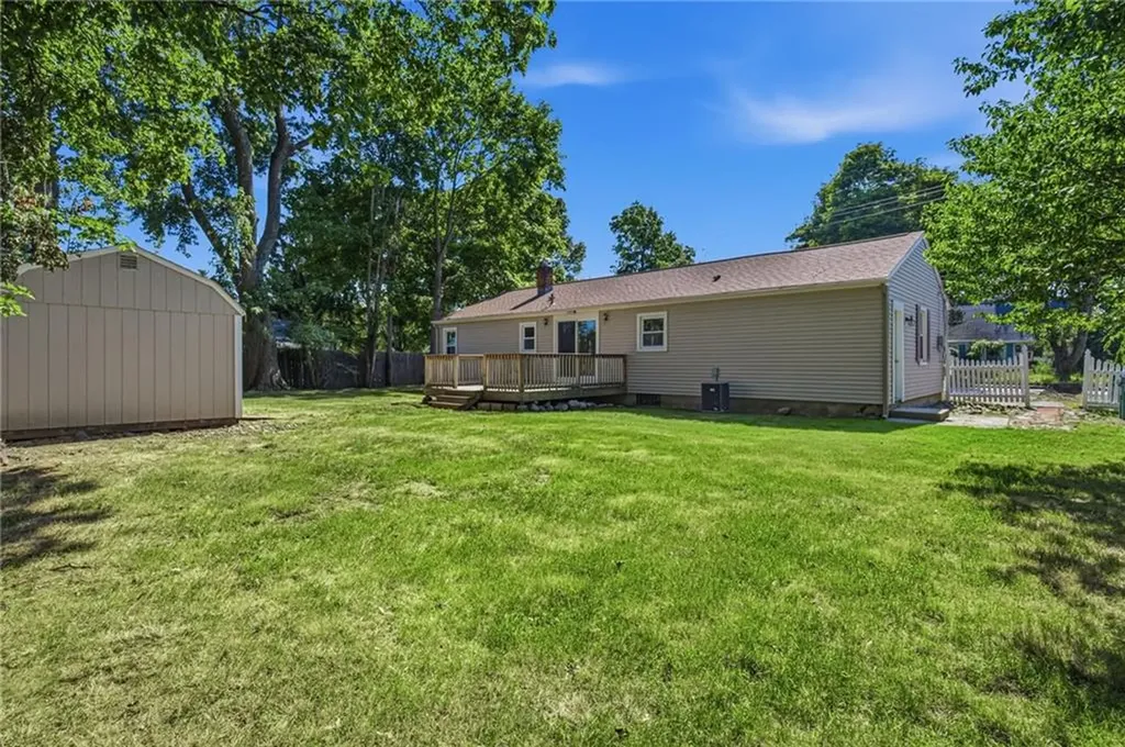 132 Potowomut Road Warwick RI 02818