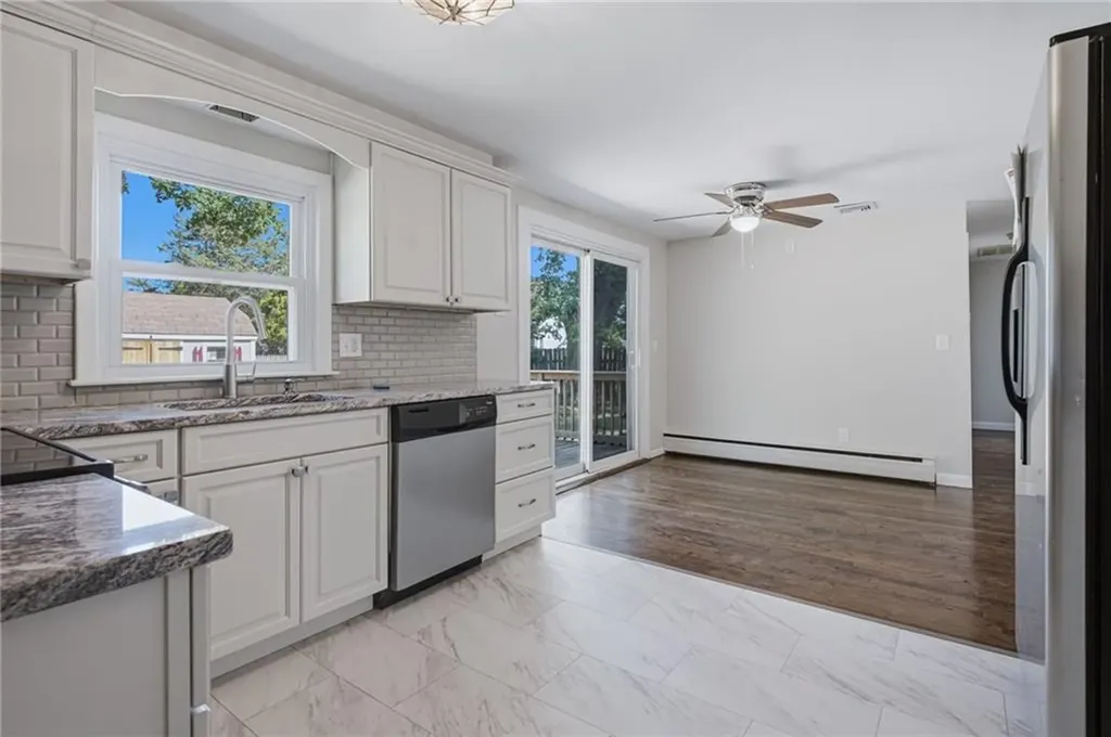 132 Potowomut Road Warwick RI 02818