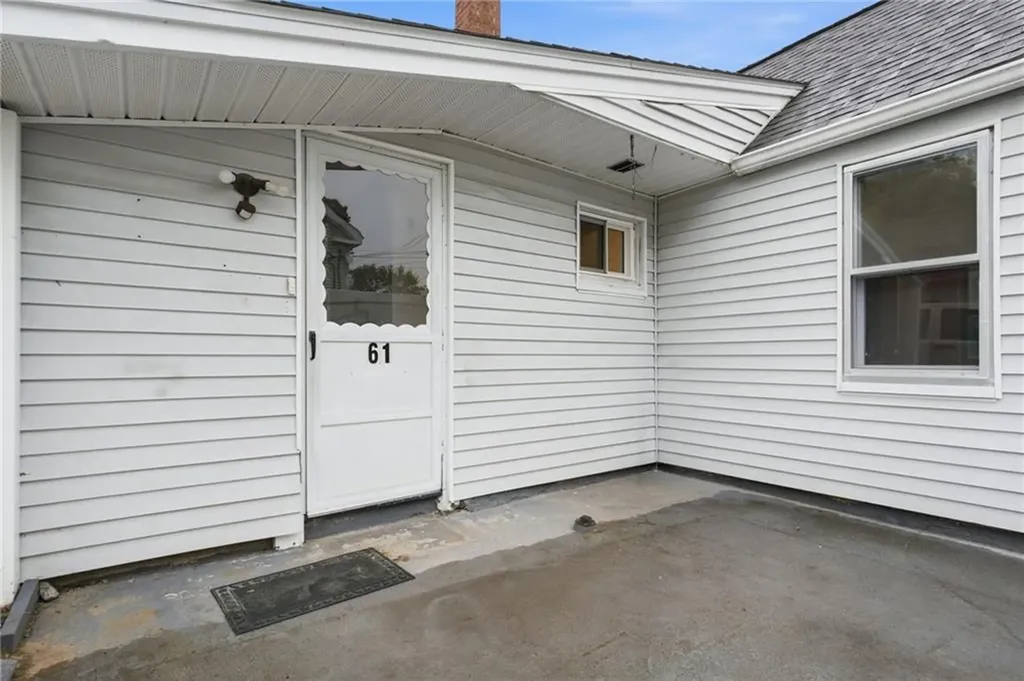 61 West Warwick Avenue West Warwick RI 02893