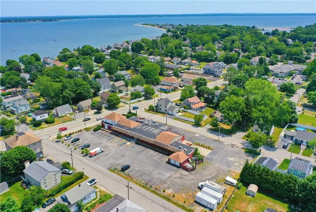 955 West Shore Road Warwick RI 02889