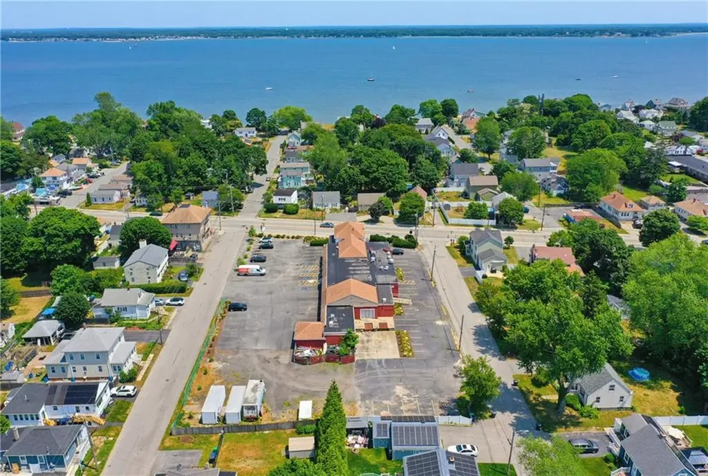 955 West Shore Road Warwick RI 02889