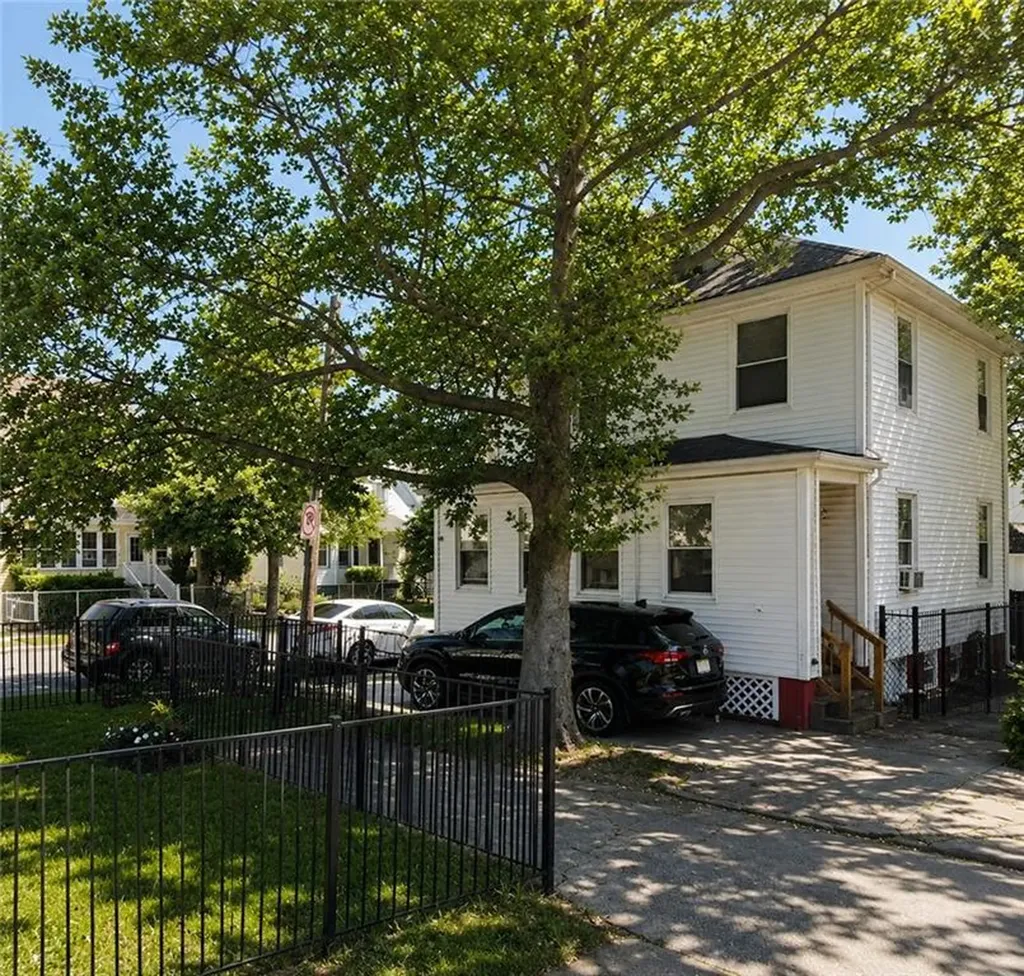 273 Montgomery Avenue Providence RI 02905
