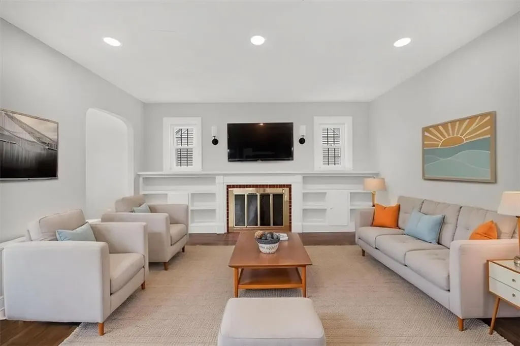 269 Nelson Street Providence RI 02908