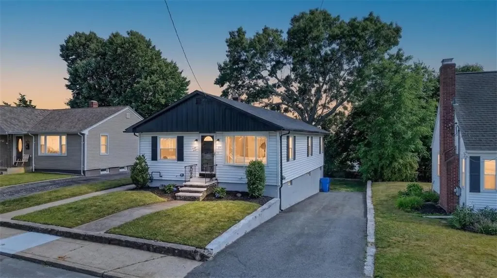44 Cliff Avenue Cranston RI 02920