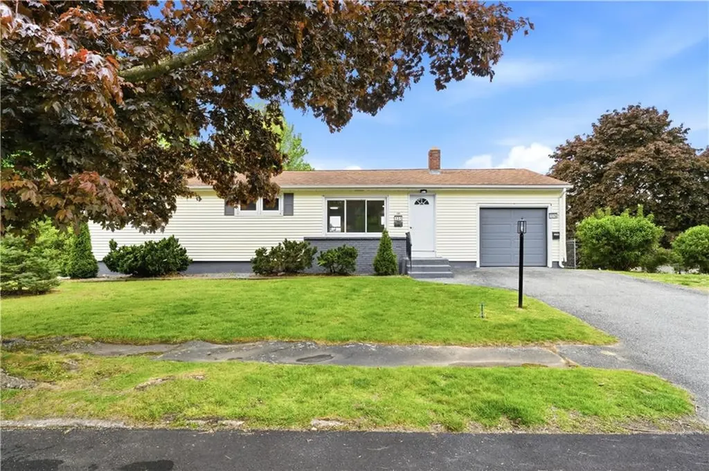 131 Woodland Avenue Cranston RI 02920