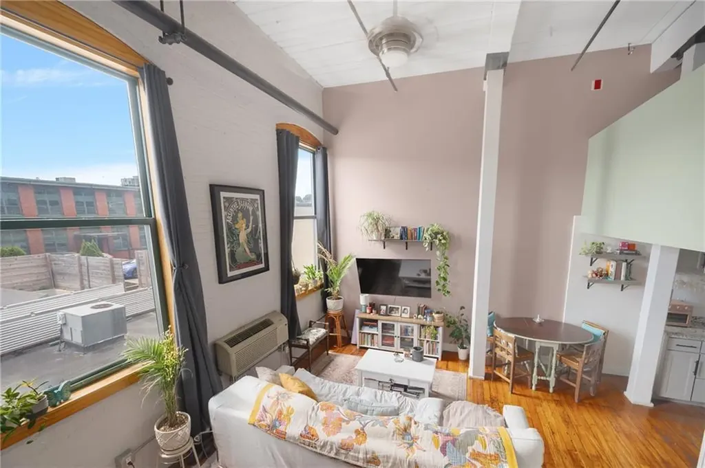 1117 Douglas Avenue North Providence RI 02904