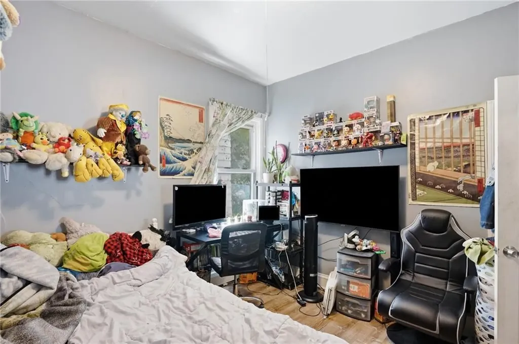 75 79 Laban Street Providence RI 02909