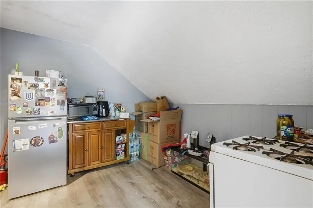 75 79 Laban Street Providence RI 02909