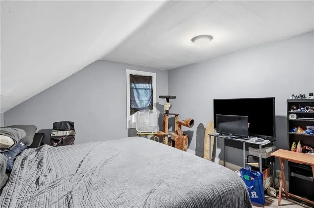 75 79 Laban Street Providence RI 02909