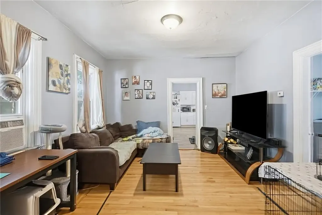 75 79 Laban Street Providence RI 02909