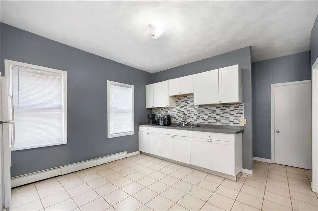 346 Douglas Avenue Providence RI 02908