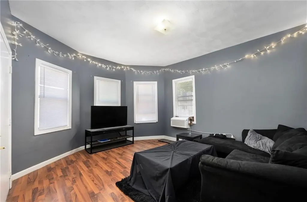 346 Douglas Avenue Providence RI 02908