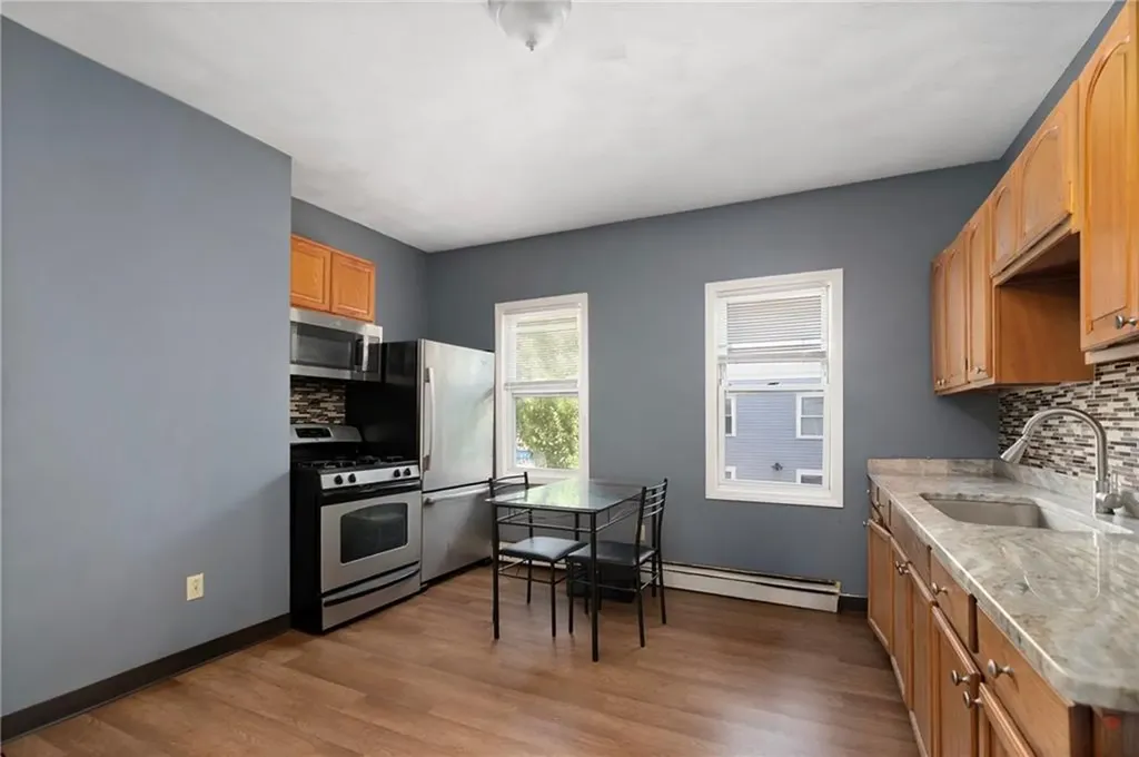 346 Douglas Avenue Providence RI 02908
