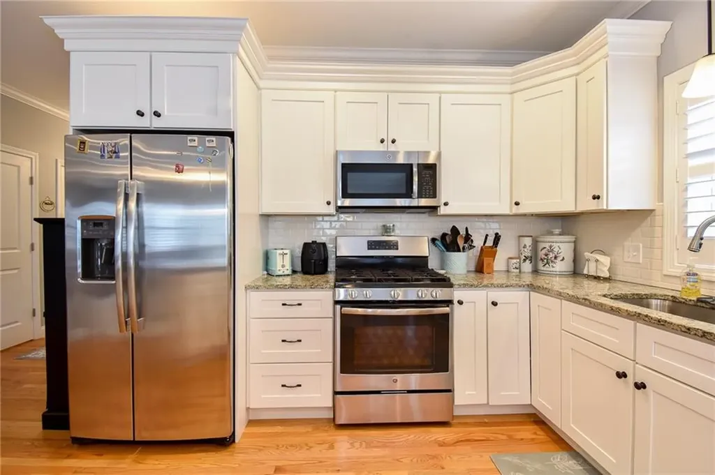 19 Pine Grove Lane West Greenwich RI 02817